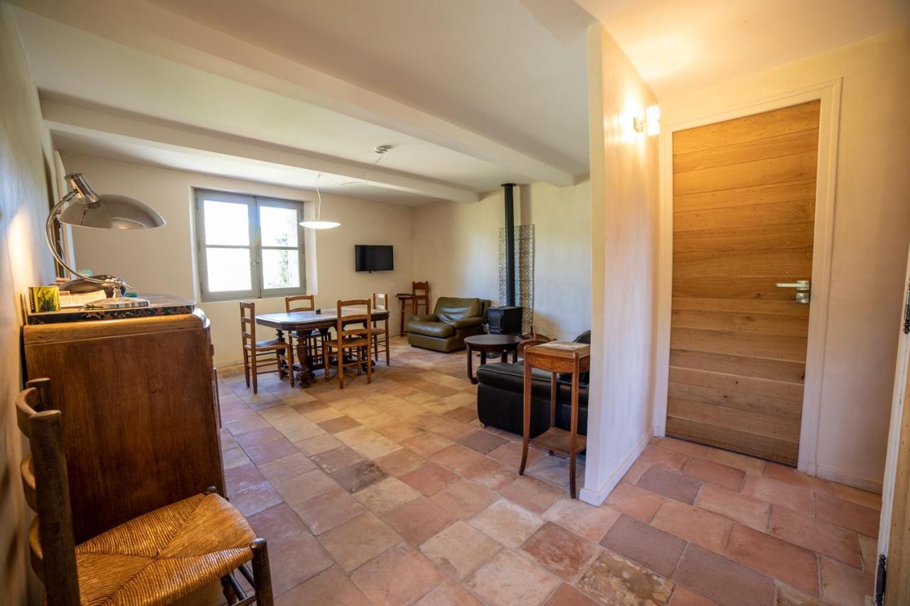 Domaine Les Perpetus Villa La Tour-dʼAigues Dış mekan fotoğraf